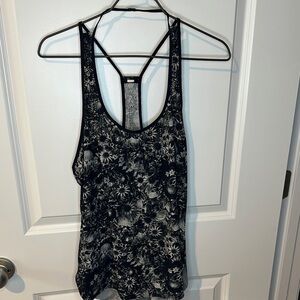 Lululemon Athletica Black and Gray Floral Laser cut running flowy Tank Top